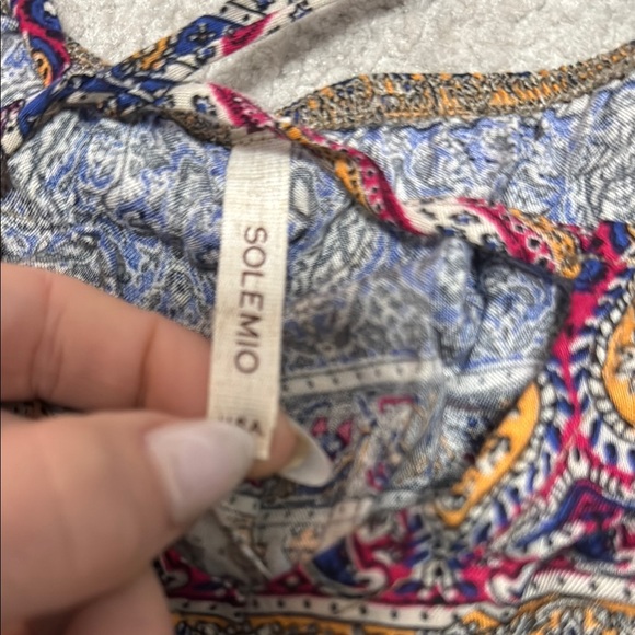 Solemio Red and Orange Bell Sleeve Crop Blouse - Picture 2 of 3